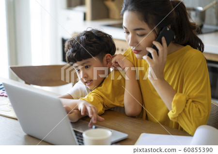 父母和孩子的生活方式育兒形象 60855390