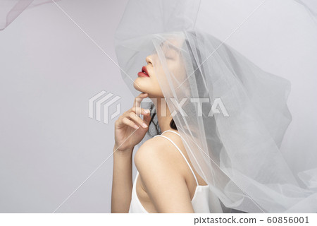 女人美麗喜怒無常 60856001