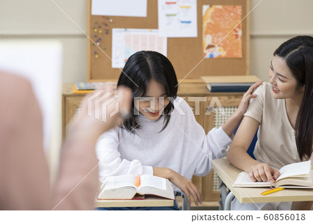 女學生學生班 60856018