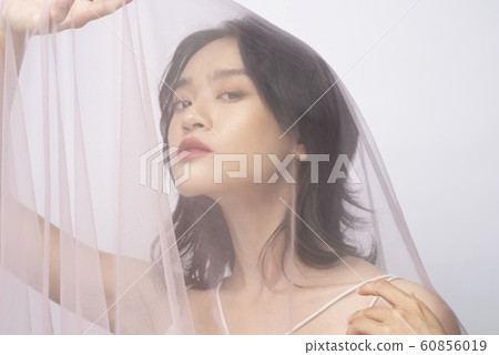 女人美麗喜怒無常 60856019