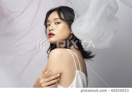 Woman Beauty Moody 60856053