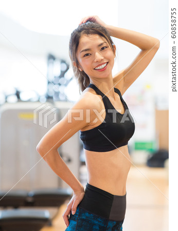 Women going to the gym Women going to the gym 60858755