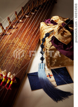 Crepe, packing, soother, gift, gayageum Crepe, packing, soother, gift, gayageum 60858908