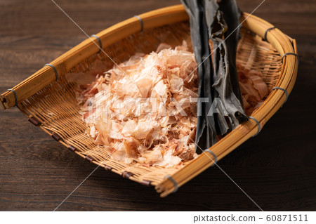 Kelp and bonito shavings Kelp and bonito shavings 60871511