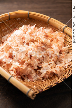 Bonito cutting Bonito cutting 60871629