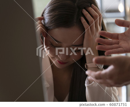 商務會議女人 60871731
