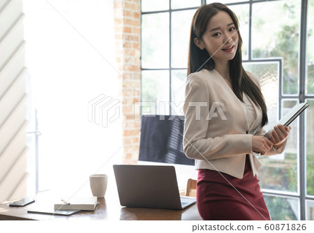 Business meeting Business meeting 60871826