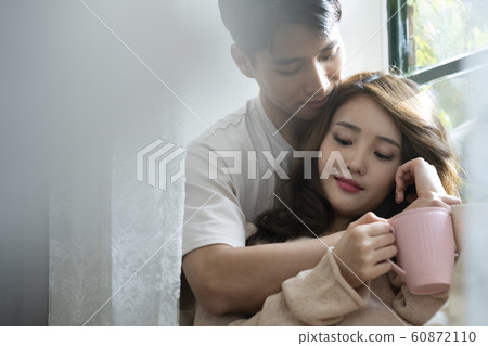 Couple lifestyle 60872110