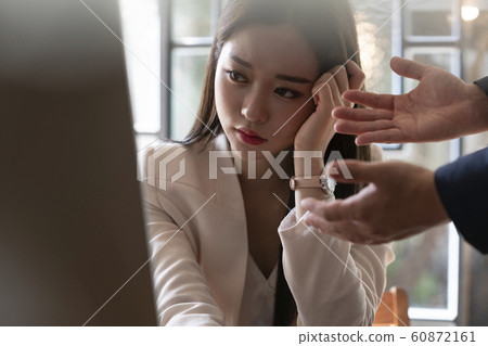 商務會議女人 60872161