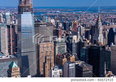俯瞰曼哈頓中城的“紐約” 60872410
