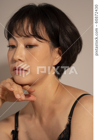Woman beauty sexy Woman beauty sexy 60872430