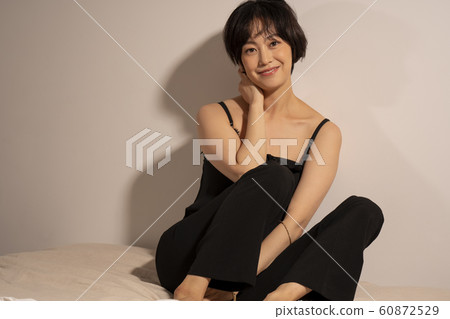 Woman beauty sexy Woman beauty sexy 60872529