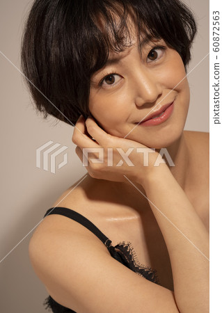 Woman beauty sexy 60872563