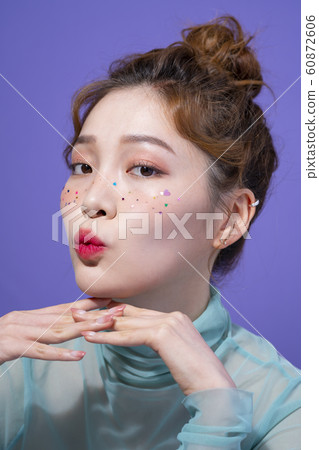 Woman Beauty Cutie 60872606