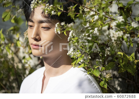 Flower man beauty 60872688