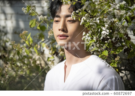 Flower man beauty 60872697
