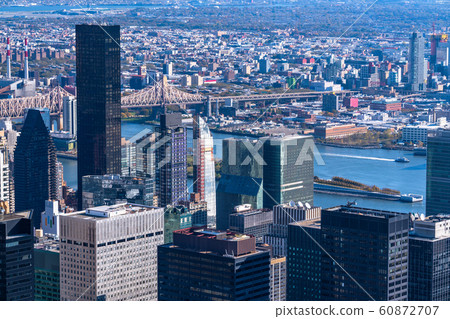 "New York" overlooking Manhattan Midtown "New York" overlooking Manhattan Midtown 60872707