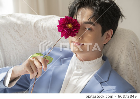 Flower man beauty 60872849