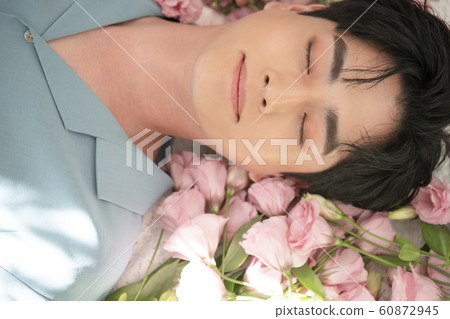 Flower man beauty Flower man beauty 60872945
