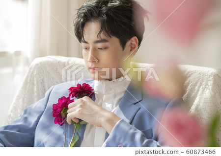Flower man beauty 60873466