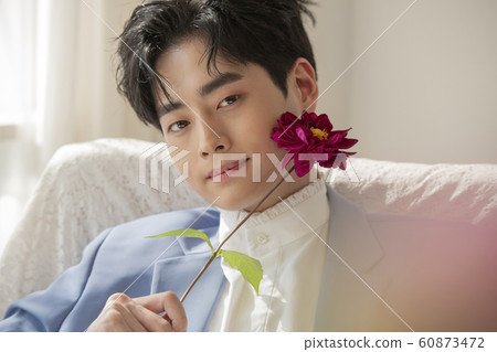 Flower man beauty 60873472