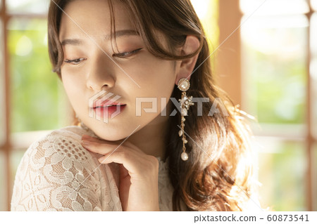 女人美容珠寶 60873541