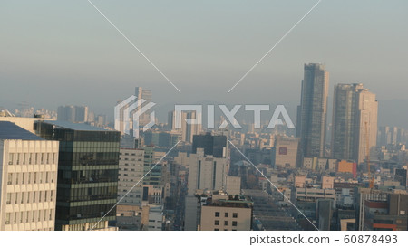 Winter seoul 60878493