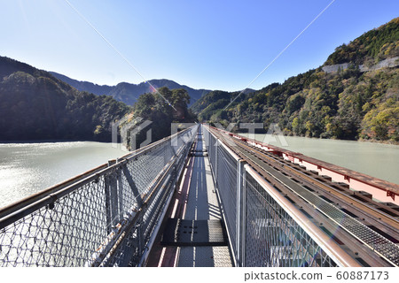 [Shizuoka] Oku-oi Lake Station and Rainbow Bridge 60887173