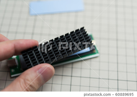零件 電腦零件 手 60889695