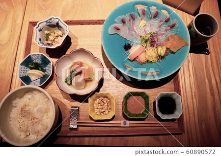 虔誠的食物 虔誠的食物 60890572