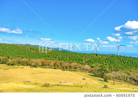 [秋天]青山高原風車 60891978