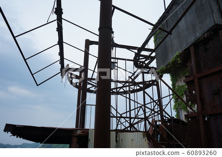 Ruins of Uzushio Kanko Hotel, Onomichi City, Hiroshima Prefecture 60893260