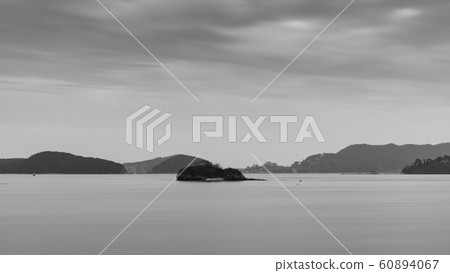 海 60894067