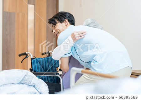 高級，護理院，看護人，輪椅 60895569