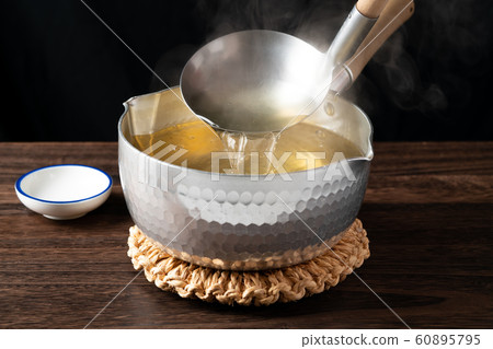 Soup stock Soup stock 60895795