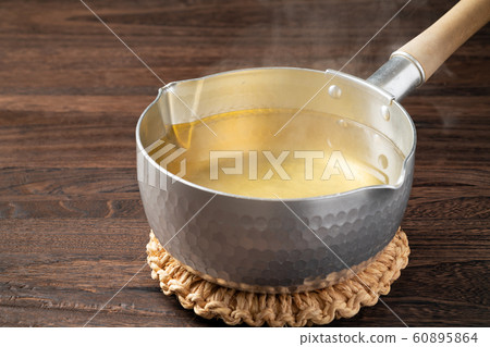 Soup stock 60895864