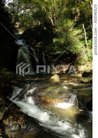 XE2四級瀑布6 XE2四級瀑布6 60896829