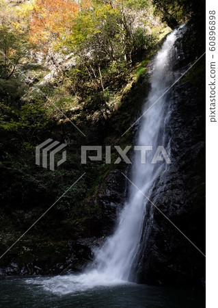 XE2 Ryuto Falls 3 60896898