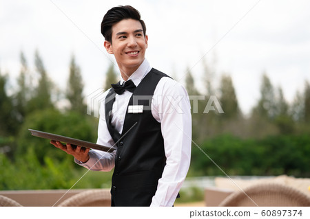 男子咖啡廳員工 男子咖啡廳員工 60897374