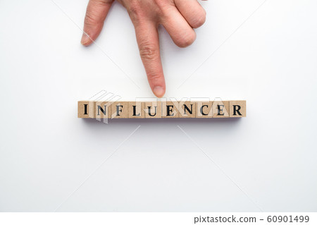 圖像影響者 60901499