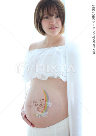Maternity photo Maternity photo 60904084
