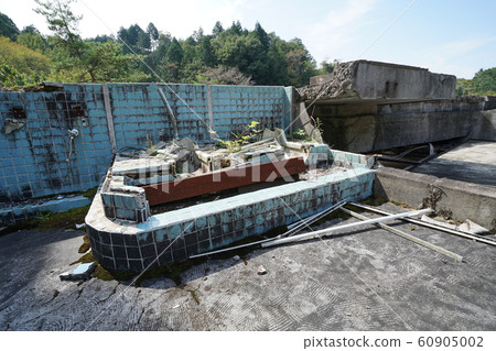 岐阜縣可兒區三武町廢棄的新清水磯大岩和溫泉 60905002