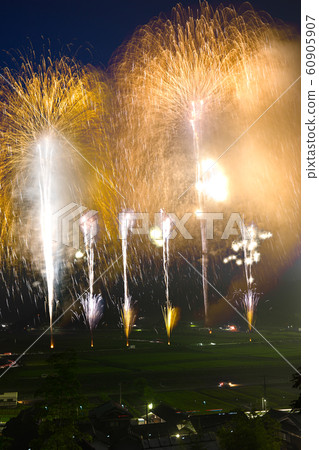 佐予町南港向日葵節煙火大會（兵庫縣佐予郡佐予町） 60905907