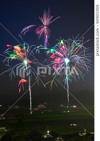 佐予町南港向日葵節煙火大會（兵庫縣佐予郡佐予町） 60905908