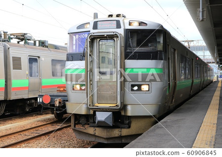 733系列火車B-109 733系列火車B-109 60906845