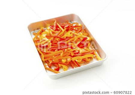 Shreds of color peppers Shreds of color peppers 60907822