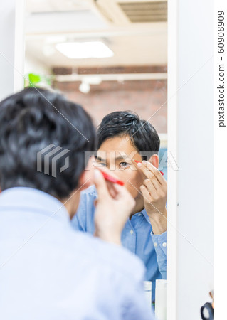 男士化妝美容 男士化妝美容 60908909