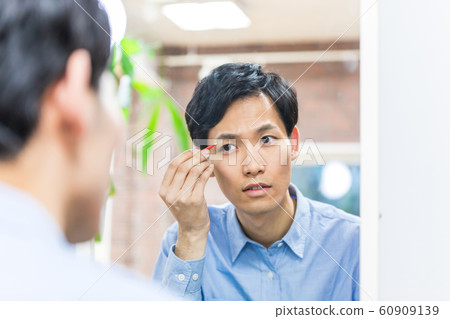 Men's makeup beauty Men's makeup beauty 60909139