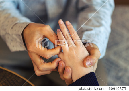 振鈴禮物 振鈴禮物 60910875