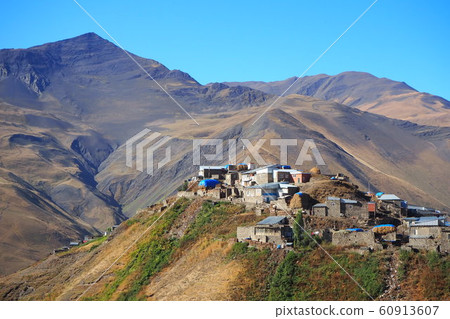 Unexplored Kinarik Village 60913607